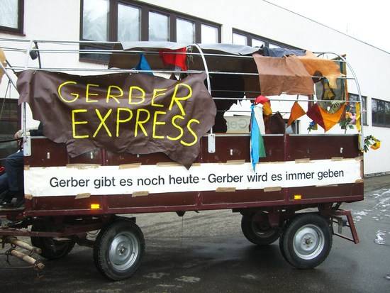 7-Gerber Express - Pferdefuhrwerk zur Gerbertaufe im Reutlinger Gerberbrunnen